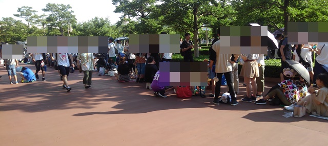 ディズニーシー開園待ち