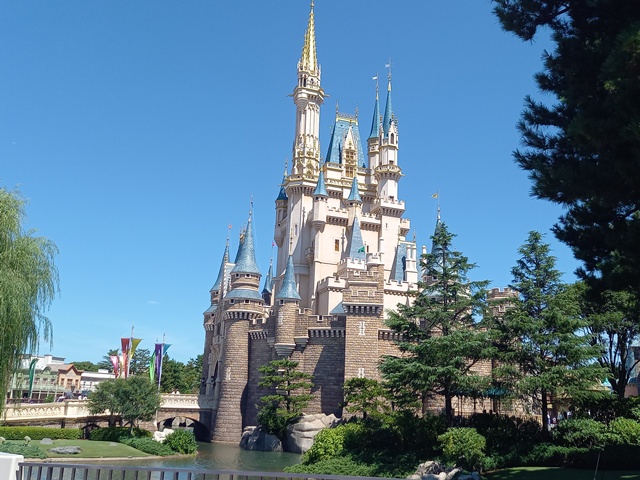 シンデレラ城
